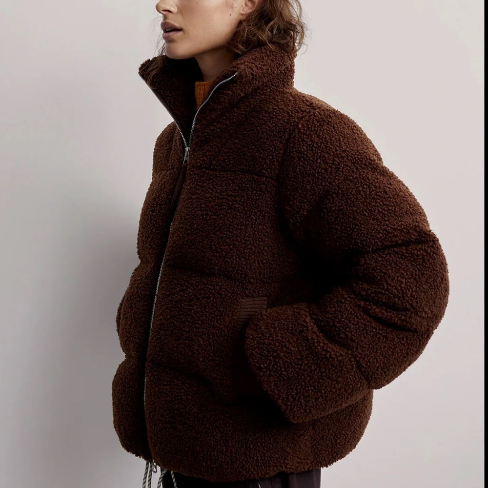 Varley- Chocolate Brown Wilkins Sherpa Puffer Jacket - Picture 2 of 10